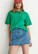 Load image into Gallery viewer, Billie Tee