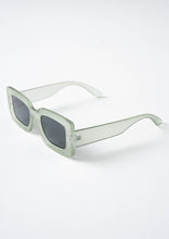 Load image into Gallery viewer, Abbey Sunglasses
