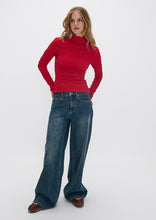 Load image into Gallery viewer, Scrunch Long Sleeve Top