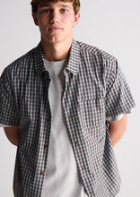 Load image into Gallery viewer, Natho Short Sleeve Shirt