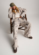 Load image into Gallery viewer, Tilly Jeans