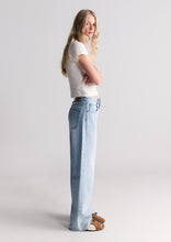 Load image into Gallery viewer, Street Jeans