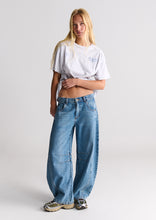 Load image into Gallery viewer, Skylar Barrel Jeans