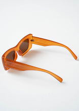 Load image into Gallery viewer, Clara Sunglasses