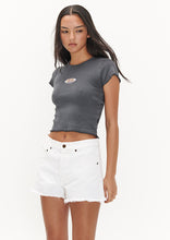 Load image into Gallery viewer, Cali Frill Tee