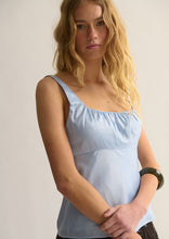 Load image into Gallery viewer, Studio Top