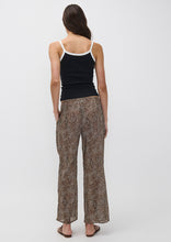 Load image into Gallery viewer, Breeze Pants