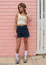 Load image into Gallery viewer, Tight Singlet