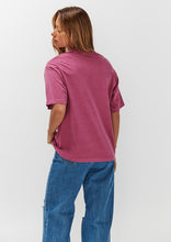 Load image into Gallery viewer, Billie Tee