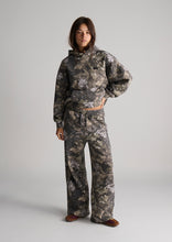 Load image into Gallery viewer, Pasadena Trackies