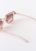 Load image into Gallery viewer, Stefi Sunglasses