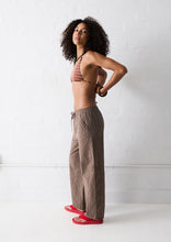 Load image into Gallery viewer, Fisho Barrel Pants