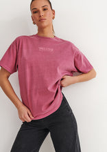 Load image into Gallery viewer, Throwback Tee