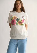 Load image into Gallery viewer, Throwback Tee