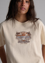 Load image into Gallery viewer, Throwback Tee