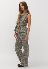 Load image into Gallery viewer, Savannah Jeans