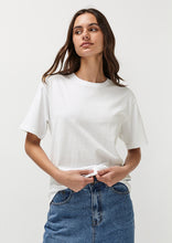 Load image into Gallery viewer, Basic Billie Tee