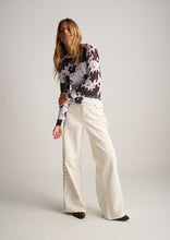 Load image into Gallery viewer, Studded Baggy Low Rise Jeans