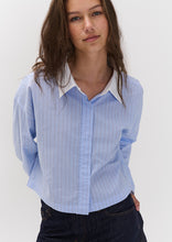 Load image into Gallery viewer, Florence Cropped Shirt