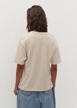 Load image into Gallery viewer, Billie Tee