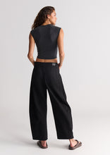Load image into Gallery viewer, Skylar Barrel Jeans