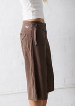 Load image into Gallery viewer, Ruby Capri Pants
