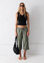 Load image into Gallery viewer, Whitney Capri Pants