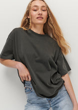 Load image into Gallery viewer, Basic Throwback Tee