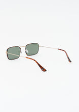 Load image into Gallery viewer, Unisex Ollie Sunglasses