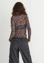 Load image into Gallery viewer, Diagonal Matrix Long Sleeve Top