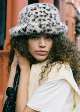 Load image into Gallery viewer, Leo Bucket Hat