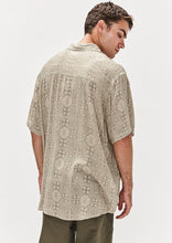 Load image into Gallery viewer, Shapers Shirt