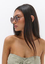 Load image into Gallery viewer, Heather Round Sunglasses