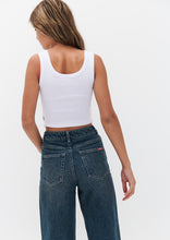 Load image into Gallery viewer, Tight Singlet