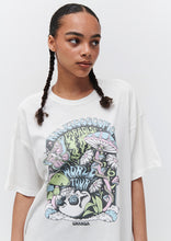 Load image into Gallery viewer, Thrift Tee