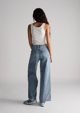 Load image into Gallery viewer, Baggy Low Rise Jeans