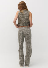 Load image into Gallery viewer, Savannah Jeans