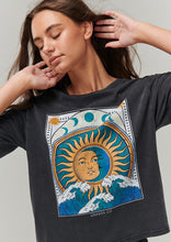 Load image into Gallery viewer, Ocean Sun Bibs Tee