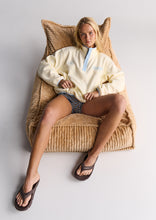 Load image into Gallery viewer, Hiker Henley Crew