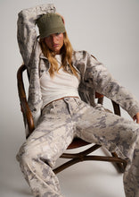 Load image into Gallery viewer, Mimi Long Sleeve Overshirt