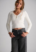 Load image into Gallery viewer, Sonny Frill Long Sleeve