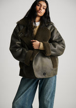 Load image into Gallery viewer, Tilly Sherpa Jacket