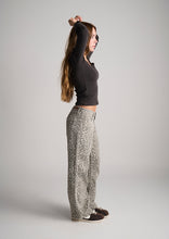 Load image into Gallery viewer, Savannah Jeans