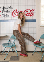 Load image into Gallery viewer, Baggy Low Rise Jeans