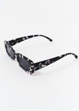 Load image into Gallery viewer, Becky Sunglasses