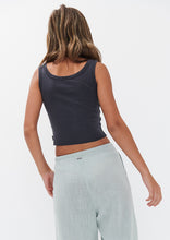 Load image into Gallery viewer, Tight Singlet