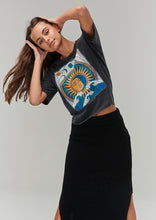 Load image into Gallery viewer, Ocean Sun Bibs Tee