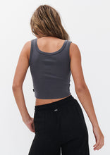 Load image into Gallery viewer, Tight Singlet