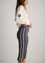 Load image into Gallery viewer, Sporty Capris