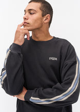 Load image into Gallery viewer, Crest Crew